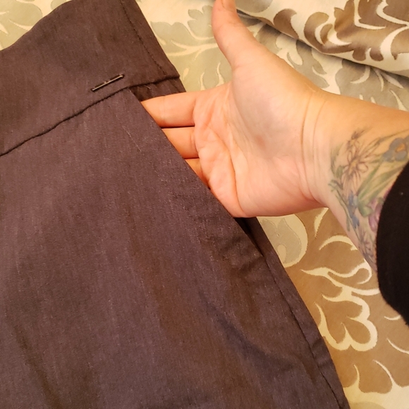 Gray Skirt (skort) Size 16 - Picture 3 of 6